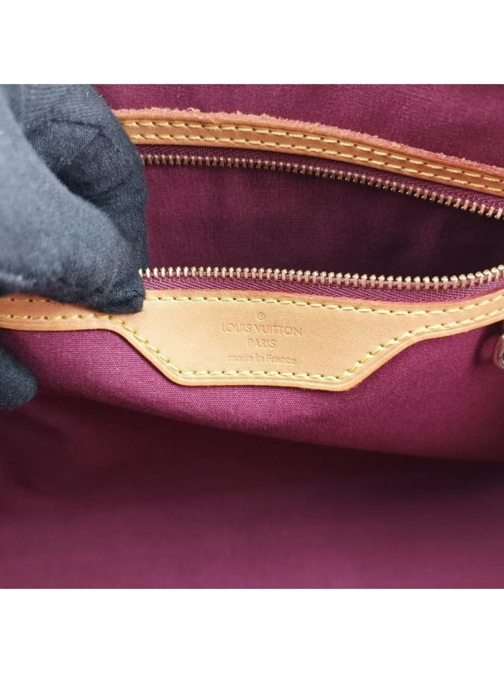 Louis Vuitton Blair MM Rouge Fauvist Vernis Shoulder Bag